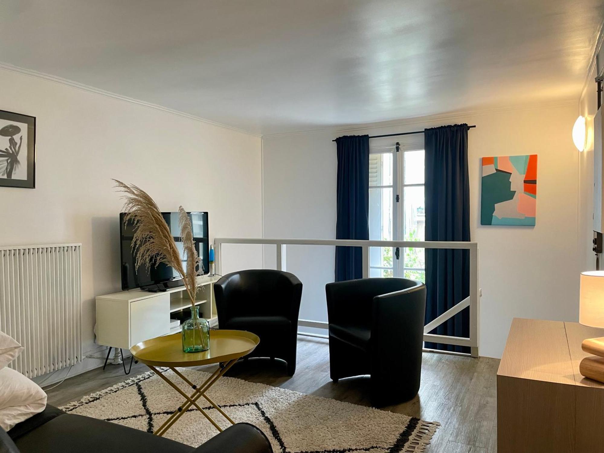 דירות פריז Elegant Triplex - Tour Eiffel Invalides מראה חיצוני תמונה